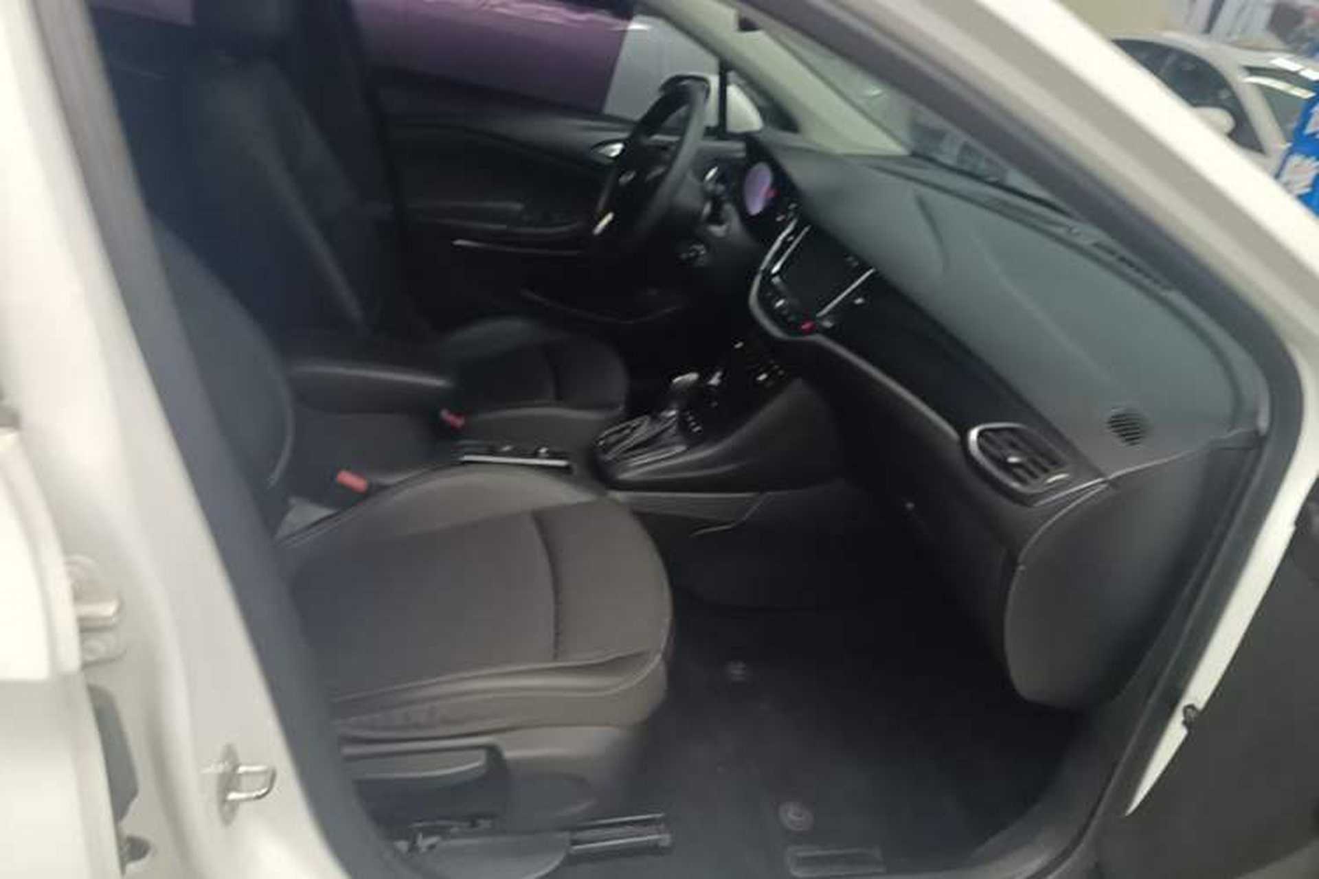 Used Buick Verano 2016 Hatchback 15S Automatic Leading Model Right Front Seat