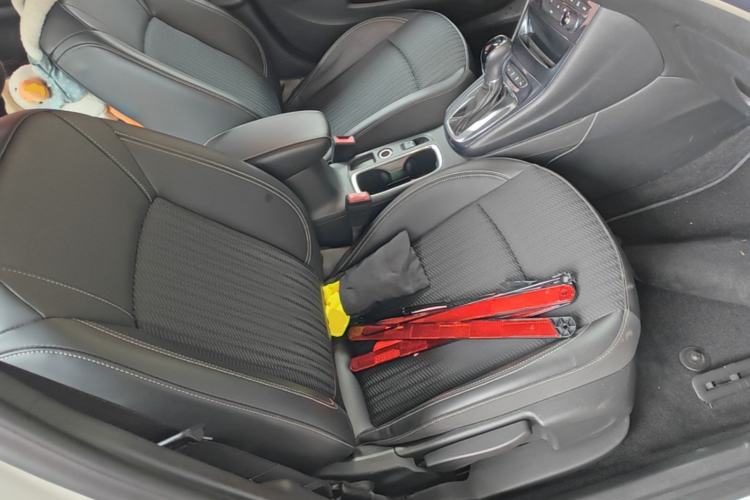 Used Buick Verano 2016 Hatchback 15S Automatic Leading Model Right Front Seat