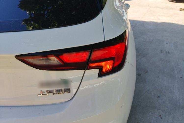 Used Buick Verano 2016 Hatchback GS 20T Dual-Clutch Passionate Sporty Model Right Rear Taillight