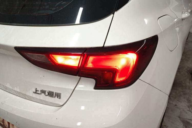 Used Buick Verano 2016 Hatchback 15S Automatic Ambition Model Right Rear Taillight