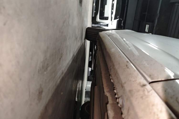 Used Buick Verano 2016 Hatchback 15S Automatic Ambition Model Right Side Sill