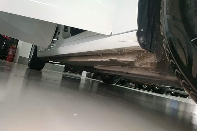 Used Buick Verano 2016 Hatchback 15S Automatic Leading Model Right Side Sill