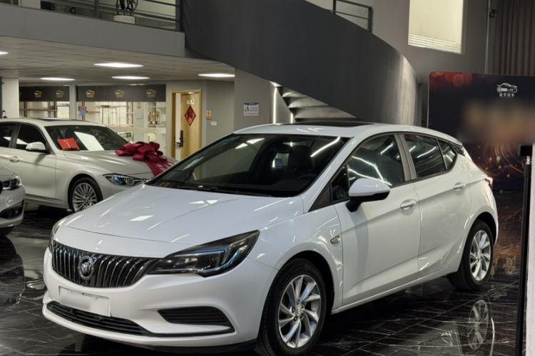 Used Buick Verano 2016 Hatchback 15S Automatic Leading Model Guazi used car, China used car export, Used car for sale, Used cars, Cheapest cars for sale