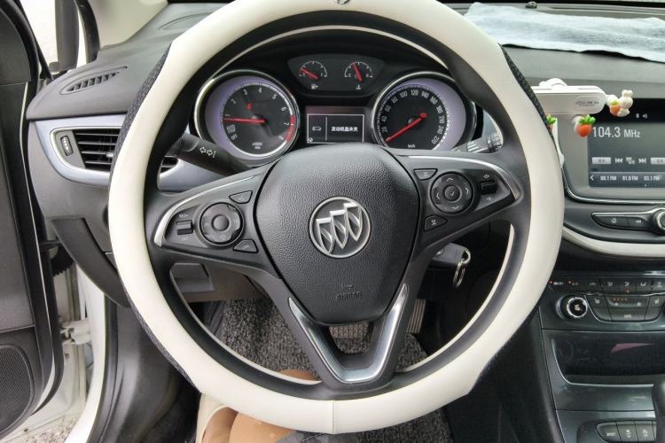 Used Buick Verano 2016 Hatchback 15S Automatic Leading Model Steering Wheel