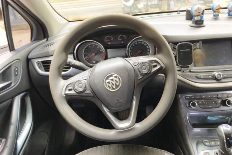 Used Buick Verano 2016 Hatchback 15S Automatic Leading Model Steering Wheel