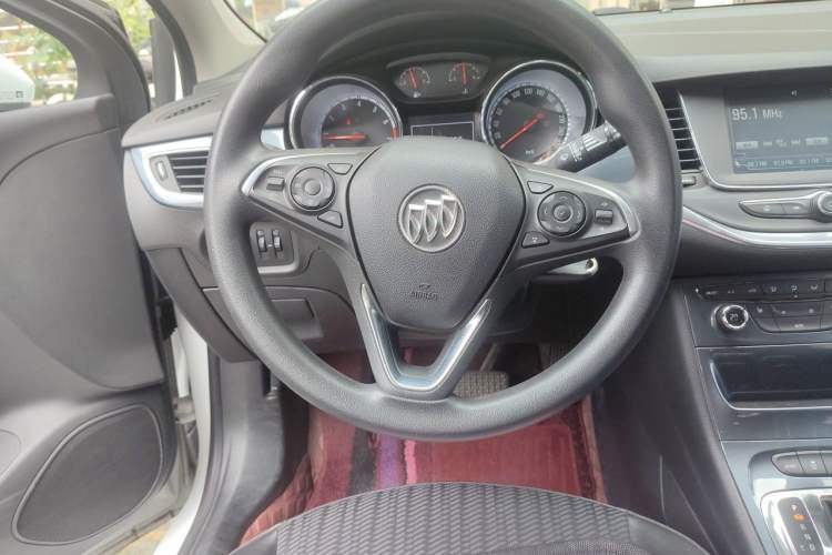 Used Buick Verano 2016 Hatchback 15S Automatic Leading Model Steering Wheel