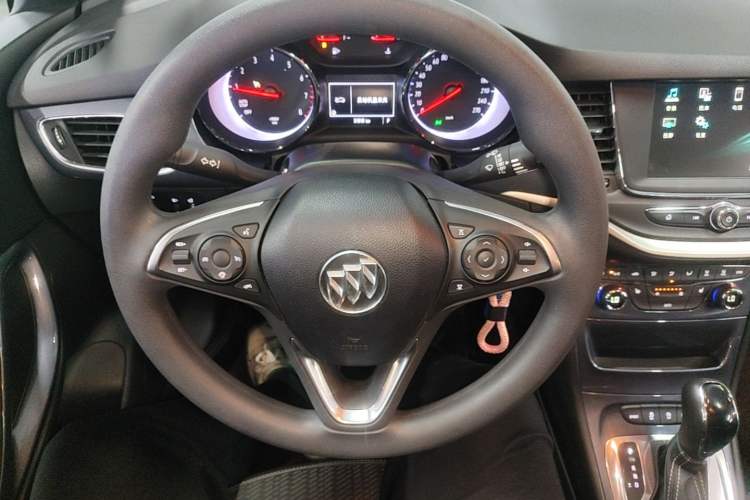 Used Buick Verano 2016 Hatchback 15S Automatic Leading Model Steering Wheel