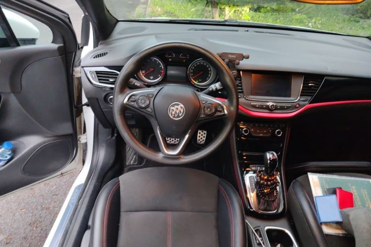 Used Buick Verano 2016 Hatchback GS 20T Dual-Clutch Passionate Sporty Model Steering Wheel