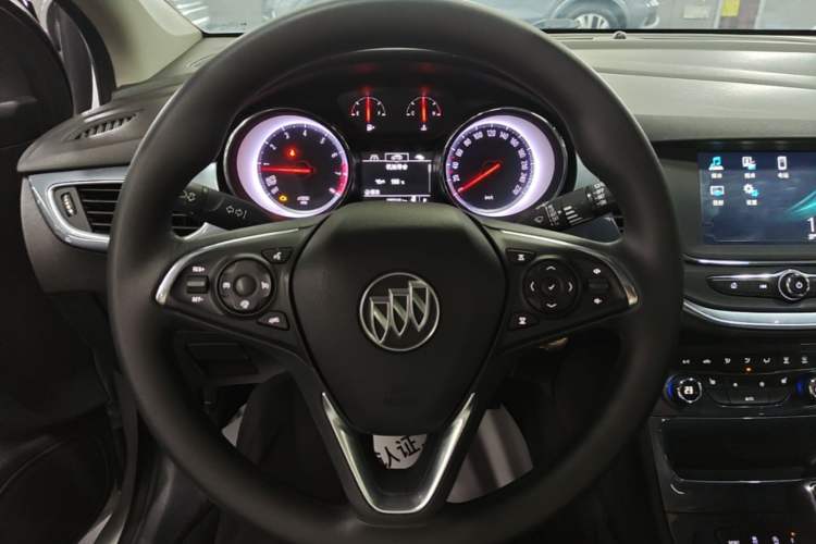 Used Buick Verano 2016 Hatchback 15S Automatic Leading Model Steering Wheel