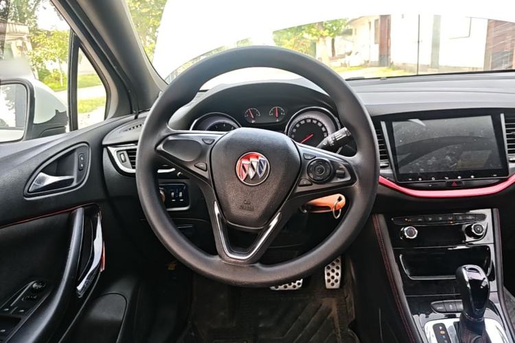 Used Buick Verano 2016 Two-Door GS 20T Dual-Clutch Haoting Sporty Model Steering Wheel