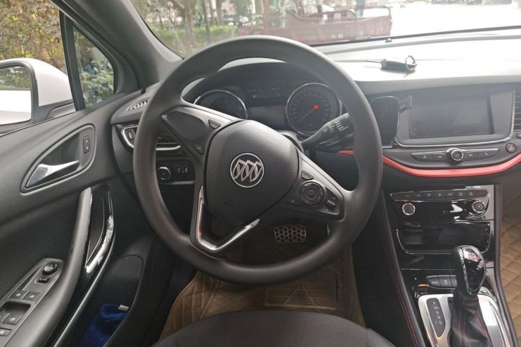 Used Buick Verano 2016 Two-Door GS 20T Dual-Clutch Haoting Sporty Model Steering Wheel