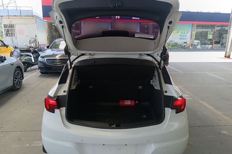 Used Buick Verano 2016 Hatchback 15S Automatic Ambition Model Trunk
