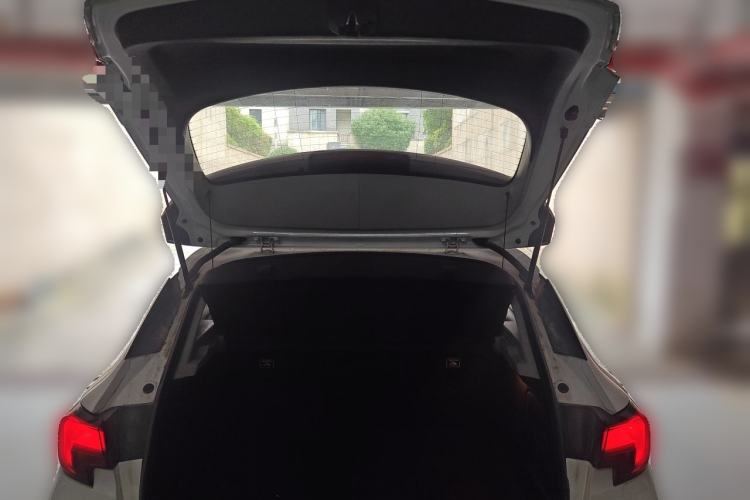 Used Buick Verano 2016 Hatchback 15S Automatic Leading Model Trunk