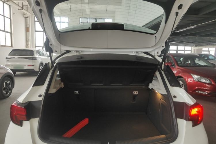 Used Buick Verano 2016 Hatchback 15S Automatic Leading Model Trunk