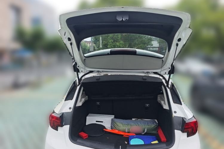 Used Buick Verano 2016 Hatchback 15S Automatic Ambition Model Trunk