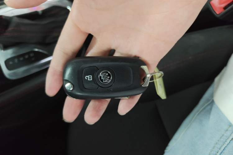 Used Buick Verano 2016 Two-Door GS 20T Dual-Clutch Haoting Sporty Model Vehicle Key