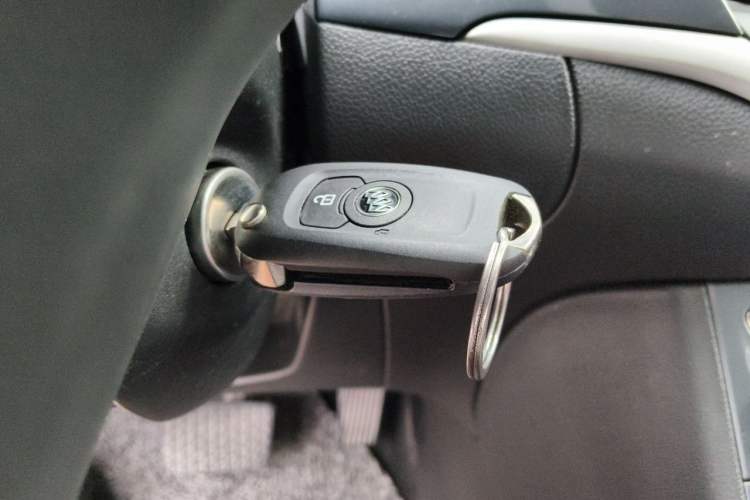 Used Buick Verano 2016 Hatchback 15S Automatic Leading Model Vehicle Key