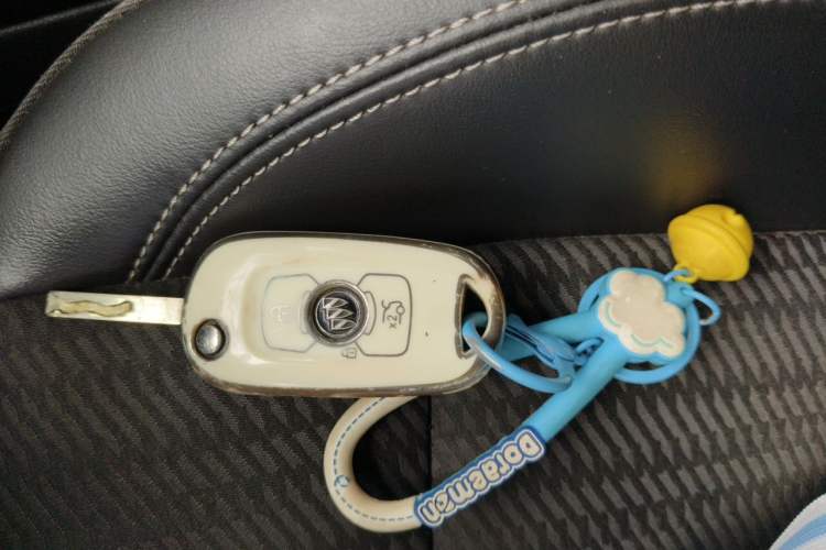 Used Buick Verano 2016 Hatchback 15S Automatic Leading Model Vehicle Key