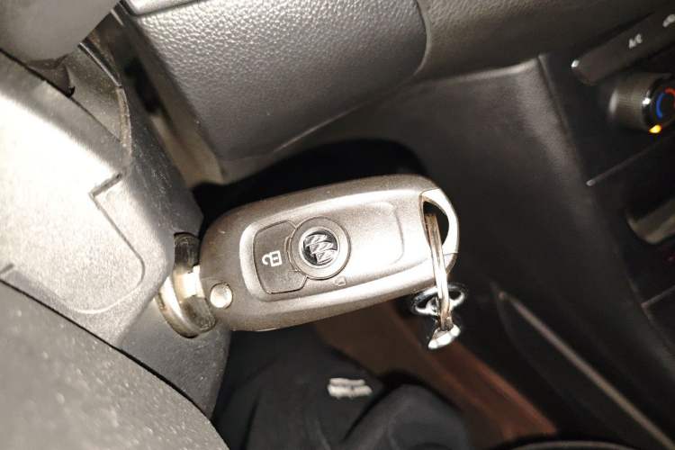 Used Buick Verano 2016 Hatchback 15S Automatic Ambition Model Vehicle Key