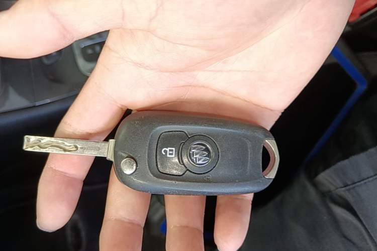 Used Buick Verano 2016 Hatchback 15S Automatic Ambition Model Vehicle Key