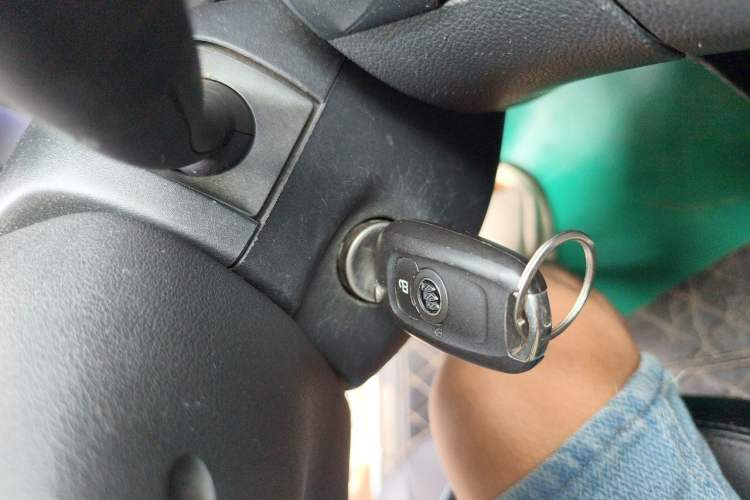 Used Buick Verano 2016 Hatchback 15S Automatic Ambition Model Vehicle Key
