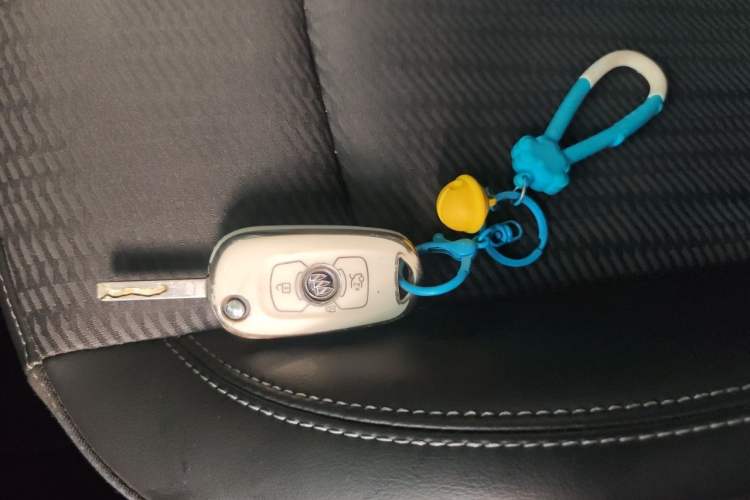 Used Buick Verano 2016 Hatchback 15S Automatic Leading Model Vehicle Key