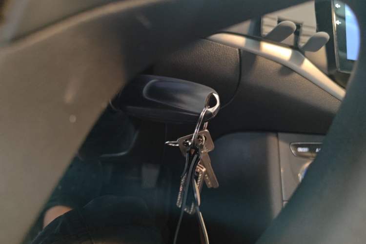 Used Buick Verano 2016 Hatchback 15S Automatic Leading Model Vehicle Key