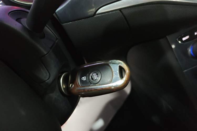 Used Buick Verano 2016 Hatchback 15S Automatic Leading Model Vehicle Key