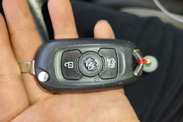 Used Buick Verano 2016 Hatchback 15S Automatic Leading Model Vehicle Key