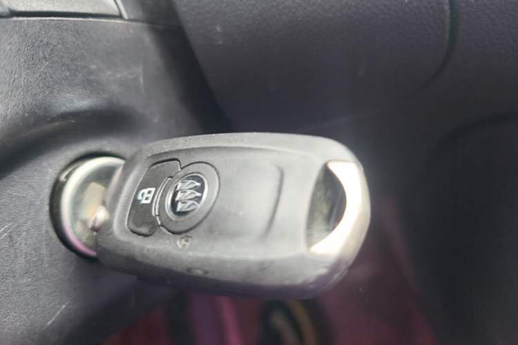 Used Buick Verano 2016 Hatchback 15S Automatic Leading Model Vehicle Key