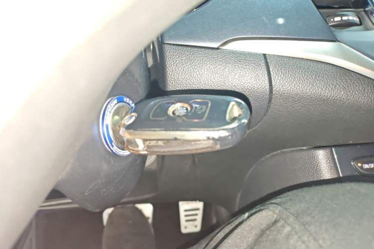 Used Buick Verano 2016 Hatchback 15S Automatic Leading Model Vehicle Key