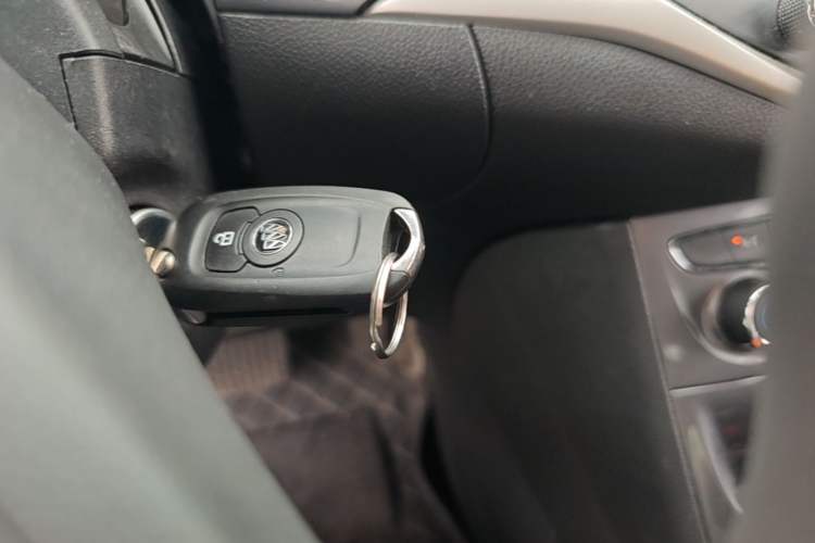 Used Buick Verano 2016 Hatchback 15S Automatic Ambition Model Vehicle Key
