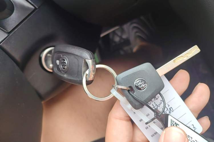 Used Buick Verano 2016 Hatchback 15S Automatic Leading Model Vehicle Key