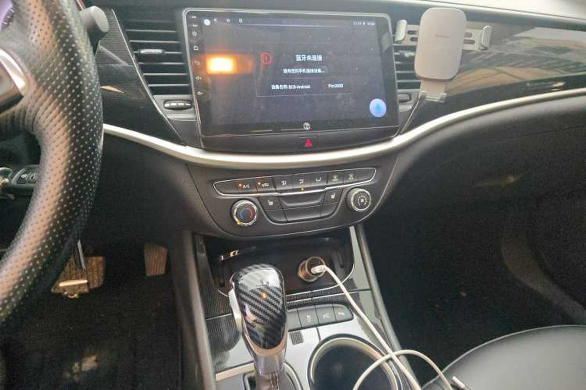 Used Buick Verano 2017 Sedan 20T Dual-Clutch Elite Model Audio And AC Panel