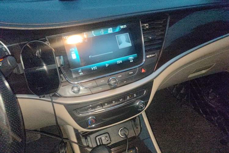 Used Buick Verano 2017 Sedan 15S Automatic Leading Model Audio And AC Panel