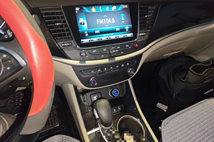Used Buick Verano 2017 Sedan 15S Automatic Leading Model Audio And AC Panel