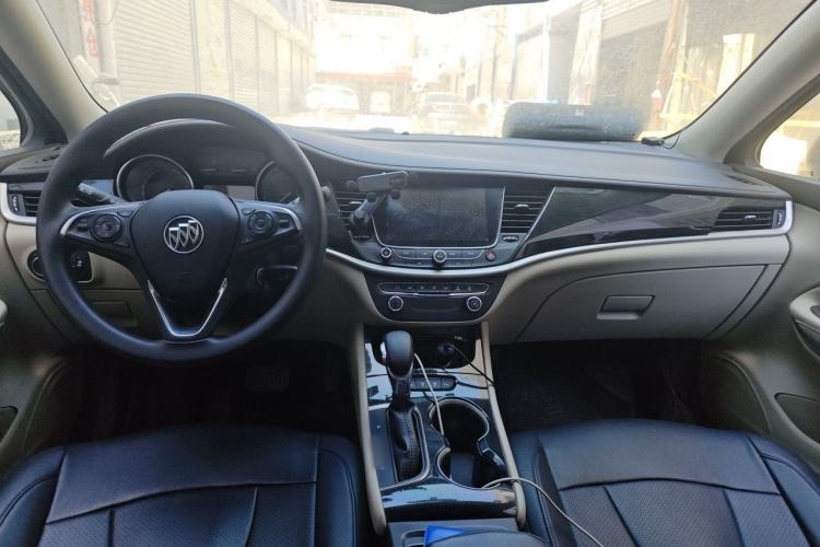 Used Buick Verano 2017 Sedan 15S Automatic Leading Model Center Console
