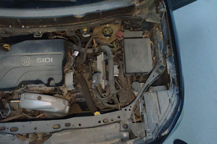 Used Buick Verano 2017 Sedan 15S Automatic Leading Model Engine Bay Left