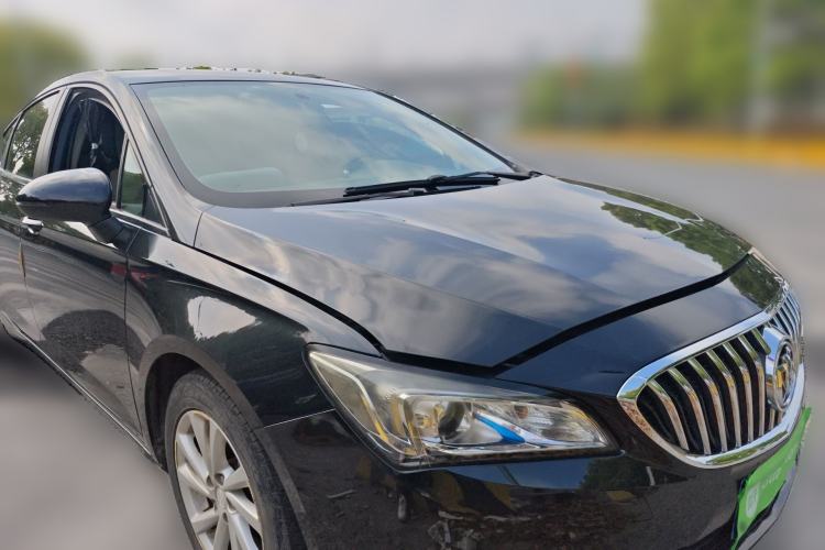 Used Buick Verano 2017 Sedan 15S Automatic Leading Model Front Right 45 Deg