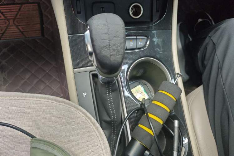 Used Buick Verano 2017 Sedan 15S Automatic Entry Model Gear Lever