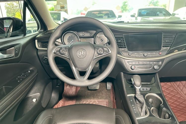 Used Buick Verano 2017 Sedan 20T Dual-Clutch Leading Model Interior 9