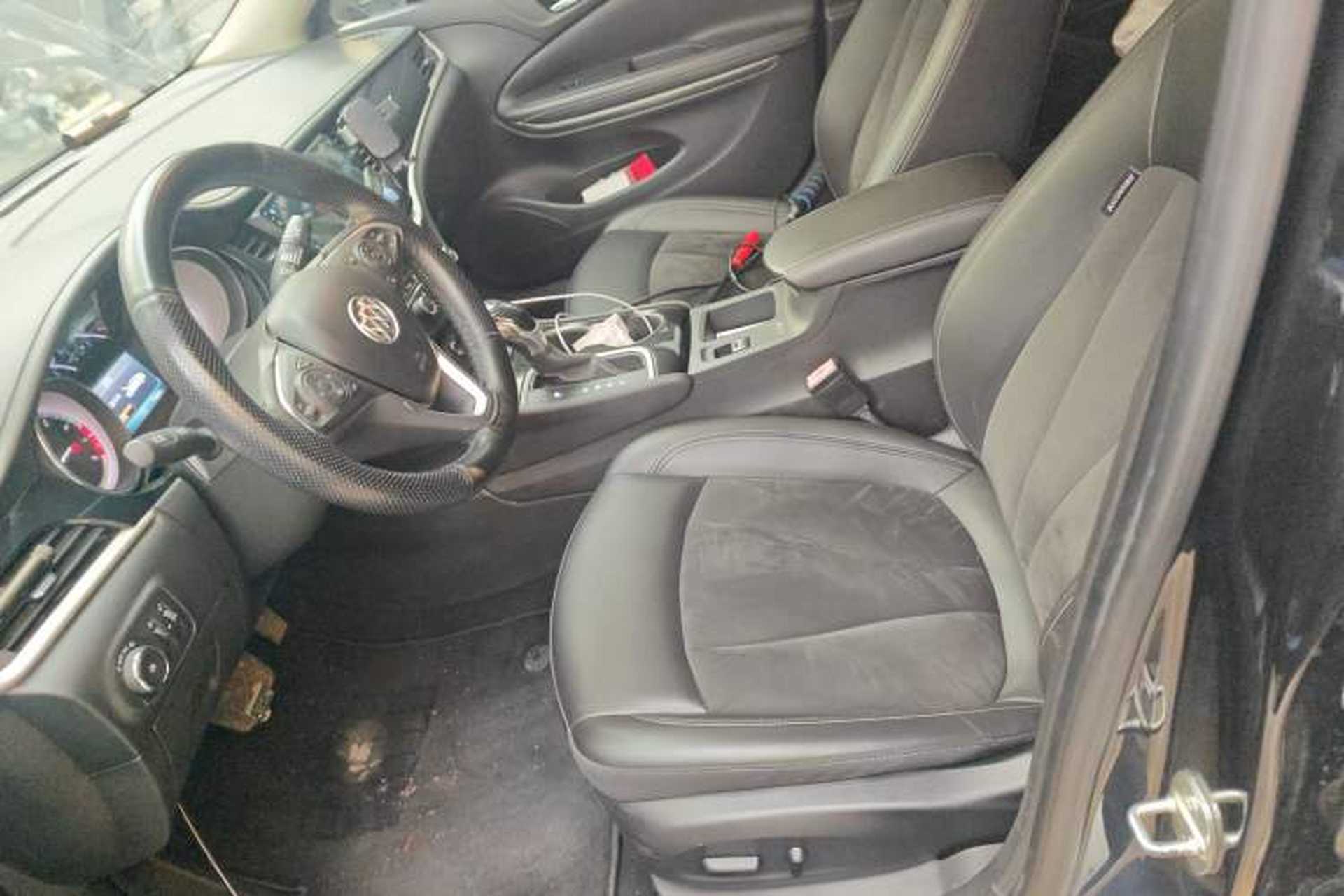 Used Buick Verano 2017 Sedan 20T Dual-Clutch Elite Model Left Front Seat