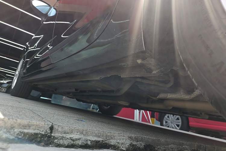 Used Buick Verano 2017 Sedan 20T Dual-Clutch Leading Model Left Side Sill