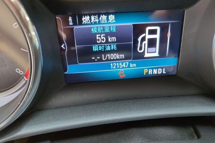 Used Buick Verano 2017 Sedan 15S Automatic Leading Model Odometer Close Up