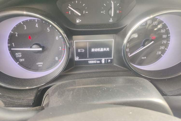 Used Buick Verano 2017 Sedan 15S Automatic Entry Model Odometer Close Up
