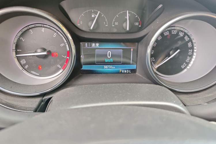 Used Buick Verano 2017 Sedan 15S Automatic Leading Model Odometer Close Up