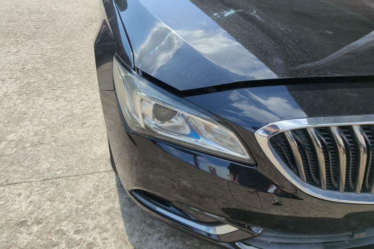Used Buick Verano 2017 Sedan 15S Automatic Leading Model Right Front Headlight