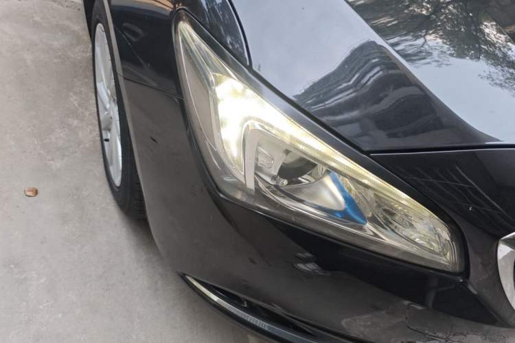 Used Buick Verano 2017 Sedan 15S Automatic Entry Model Right Front Headlight