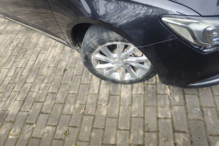 Used Buick Verano 2017 Sedan 15S Automatic Entry Model Right Front Wheel Hub