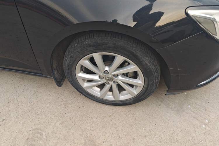 Used Buick Verano 2017 Sedan 15S Automatic Entry Model Right Front Wheel Hub